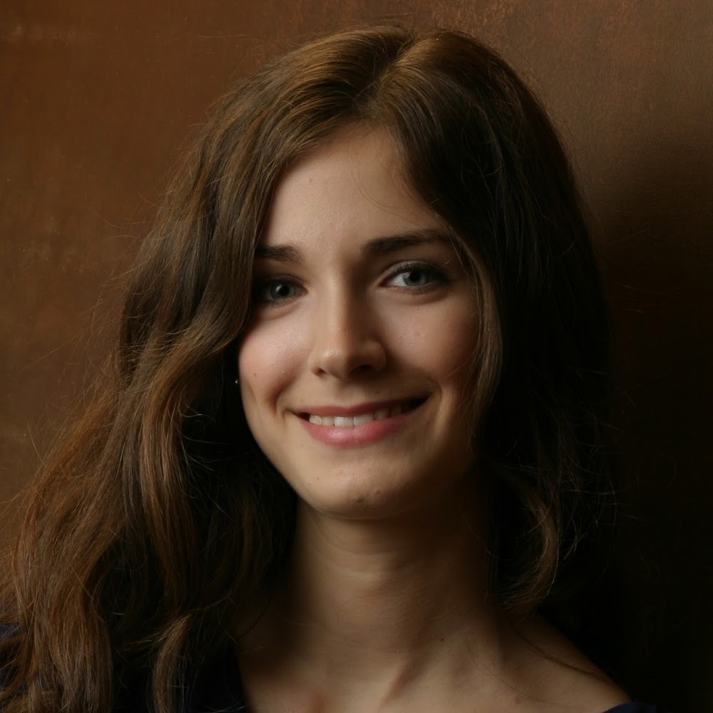 Meet your Posher, Alicia